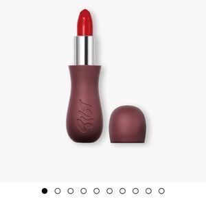 Tilt Lipstick